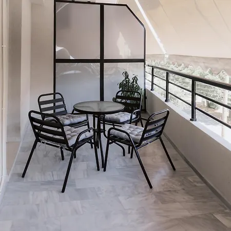 Premium With Large Balcony By Opal Keys Διαμέρισμα *